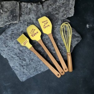 V40B kuning Peralatan untuk membuat kue